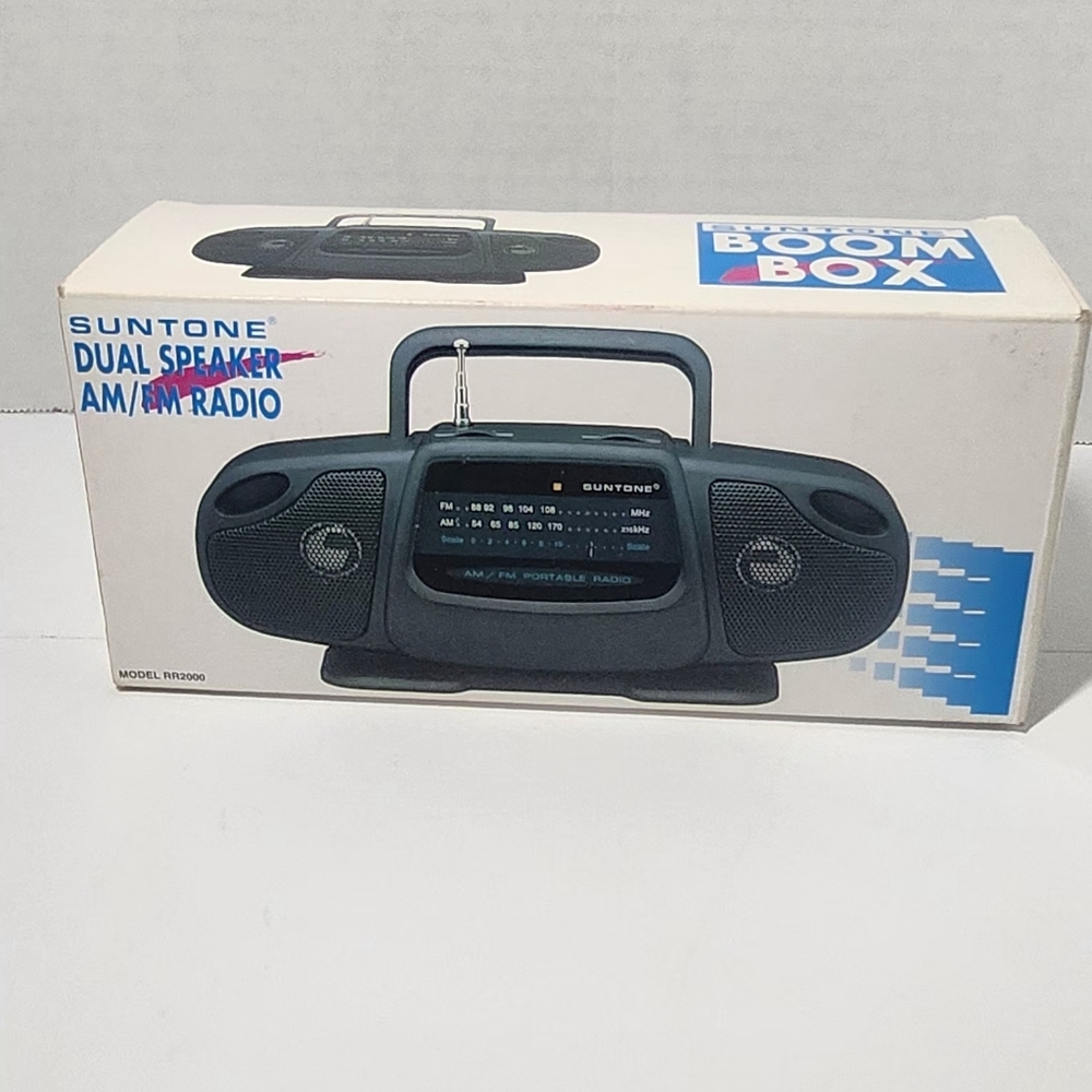 AM FM Suntone Baby Boombox Model RR2000 Portable Light Music Vintage